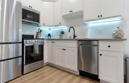 University City Apartment | Landing at Commons on Ludlow - Studio in Univer.