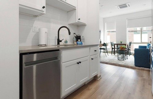 University City Apartment | Landing at Commons on Ludlow - 1 Bedroom in Uni.