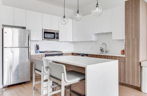 Oak Park Apartment | Landing at Eleven33 - 1 Bedroom in Downtown Oak Park