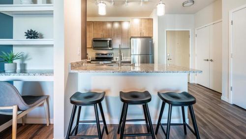 Greektown Historic District Apartment | Landing at eXchange - Studio in Downtown Detroit