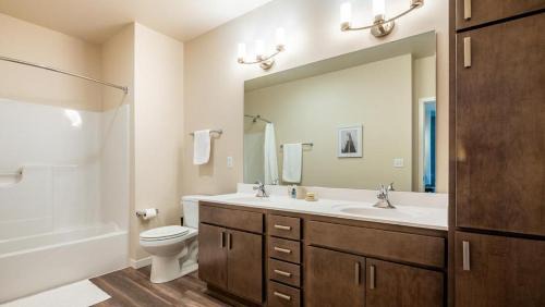 Greektown Historic District Apartment | Landing at eXchange - Studio in Downtown Detroit