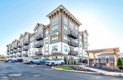 Northwest Columbus Apartment | Landing at Kendall Park - 2 Bedrooms in Governo.