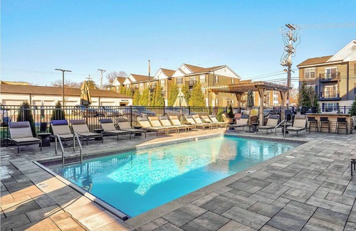 Northwest Columbus Apartment | Landing at Kendall Park - 2 Bedrooms in Governo.