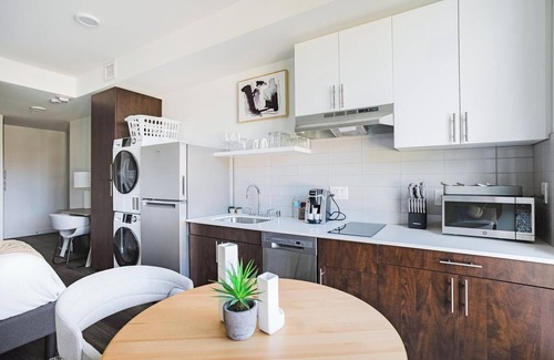 Mann Apartment | Landing at Madrone - Studio in Central District