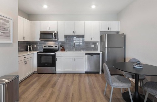 Townsite Apartment | Landing at Summit on Boulder - 2 Bedrooms in Va.