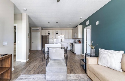 Kenton Apartment | Landing at Tapestry Turfway - 2 Bedrooms in Flo.