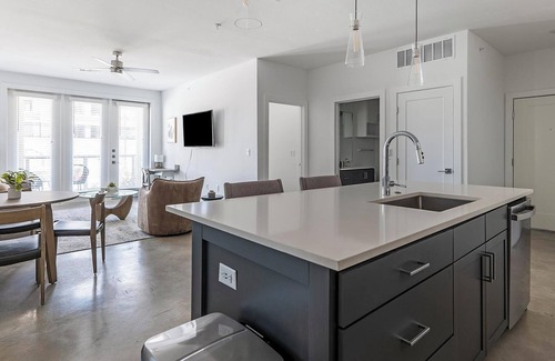 Austin Apartment | Landing at The Artesian at Bee Cave - 2 Bedroom.