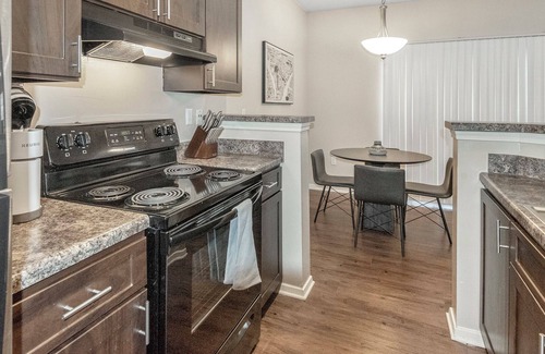 Germantown Apartment | Landing at The Grove at Germantown - 1 Bedroom .
