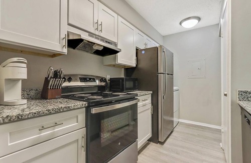 Church Street Apartment | Landing at The Hub at 934 - 1 Bedroom in Riverdale