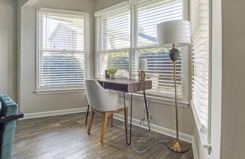Ellenwood Apartment | Landing at The Park at London - 2 Bedrooms in Morrow