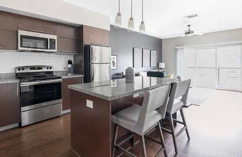 Cedar Park Apartment | Landing at The View at Cedar Park - 1 Bedroom in Downtown Cedar Park