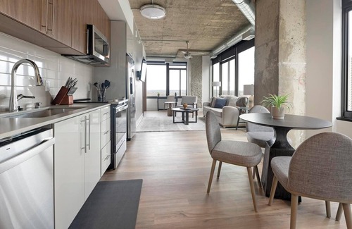 Baileys Crossroads Apartment | Landing at Three Collective - 2 Bedrooms in Fal.