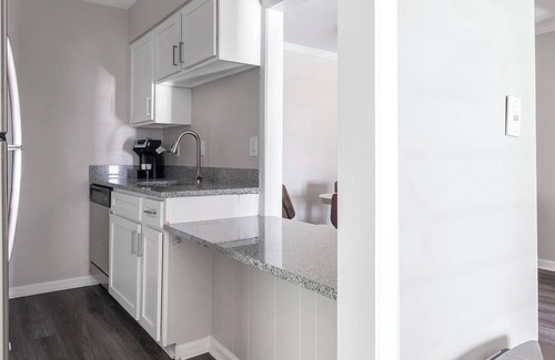 Homewood Apartment | Landing | Incredible 1BD, Clubhouse, Gym