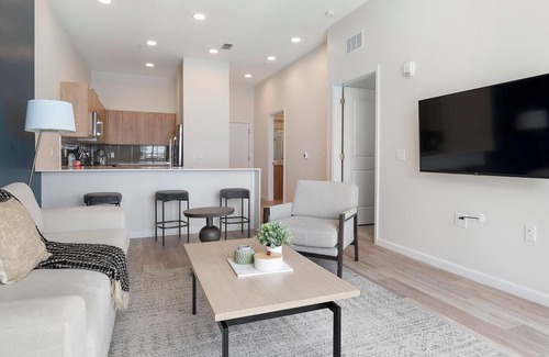 Florida Center Apartment | Landing | Modern 1BD, Clubhouse, Yoga Studio