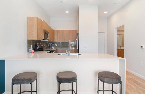 Florida Center Apartment | Landing | Modern 1BD, Clubhouse, Yoga Studio