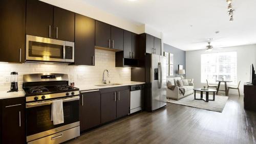 Mission Valley Apartment | Landing Modern Apartment with Amazing Amenities (ID8777X46)
