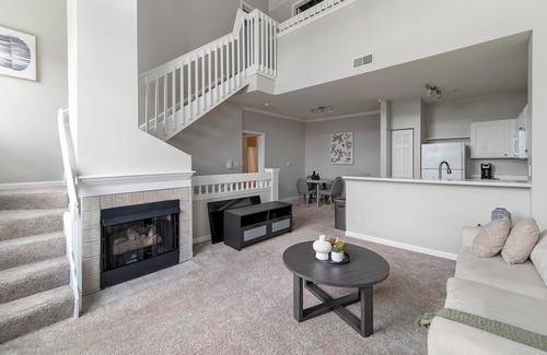 West Dundee Apartment | Landing | Spectacular 2BD, Gym, Pool