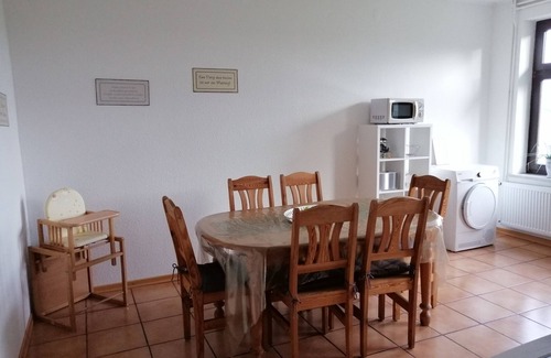 Grosssolt Apartment | Landoase: Apartment with great facilities, terrace and garden - Holiday apartment