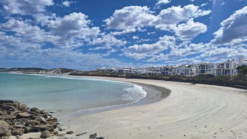 Paradise Beach Apartment | Langebaan Paradise Beach Self Catering 4 Elara