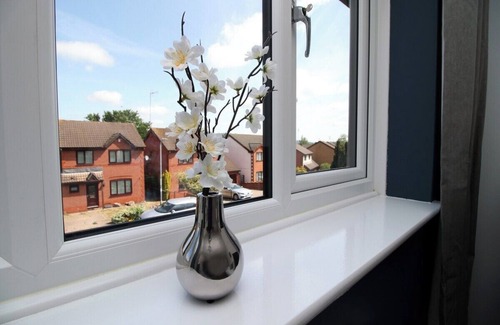 Langstone House | Langstone Close by Tŷ SA