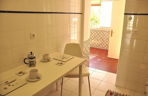 Lisbon Old Town Apartment | Lapa Chic Apartment