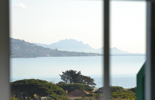 Sainte-Maxime Apartment | Large 2 rooms 47m2 magnificent sea view terrace wifi air conditioning garage beach 300m