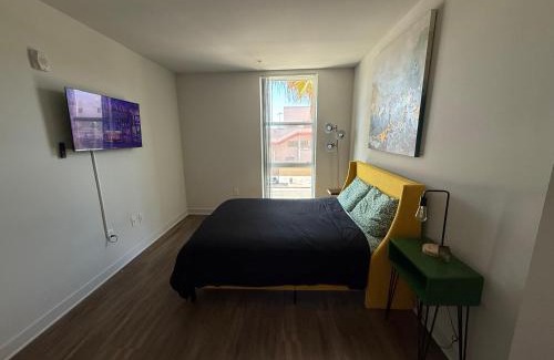 Westlake South Apartment | Large 2BR w Two Balcony's!