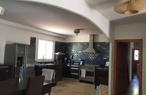 Sainte-Anastasie-sur-Issole House | Large 300 m2 villa with swimming pool - natural area - quiet, not overlooked