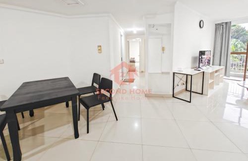 Setiabudi Apartment | Large 3BR Rasuna Apt with Pool, Gym, WiFi by 2ndHome