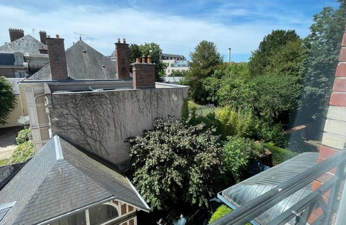 Chartres Apartment | Large 4* apartment for 6 people in the center of Chartres