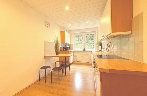 Alt-Rentfort Apartment | Large accommodation | near Movie Park | Veltins Arena | Large accommodation | 90m2