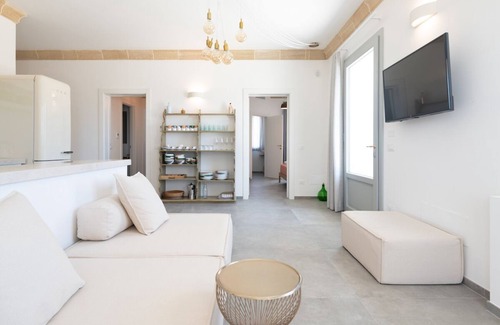 Montesano Salentino Villa | Large and beautiful villa with pool near Castro