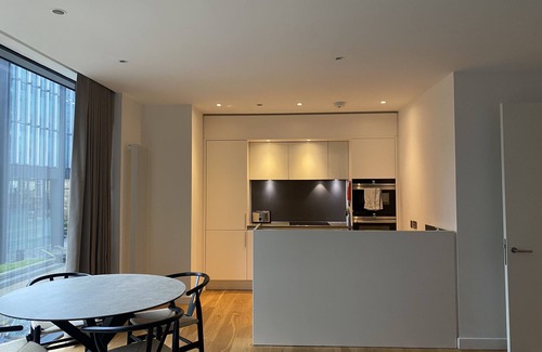 Laurieston Apartment | Large apartment in one of Edinburgh's most desirable locations