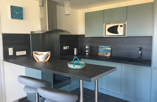 Santa-Reparata-di-Balagna Apartment | Large apartment with sea view refurbished top-of-the-range services quiet 2km from beach