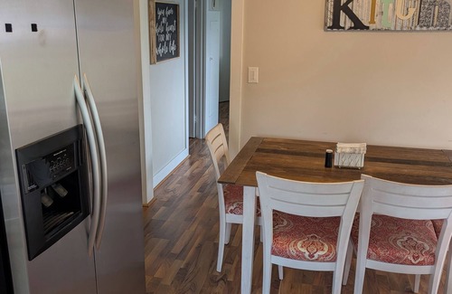Lakeview Apartment | Large Back Deck Cottage with Spectacular Sunset Views of North Indian Lake