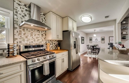 Haltom City House | Large backyard ideal for kids and pets alike