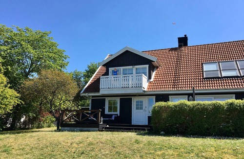 Axelsro Villa | Large, beautiful villa by the sea, near Visby.