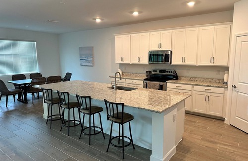 Gateway House | Large Brand New 4 bedroom home in Fort Myers, 15 mins from RSW airport