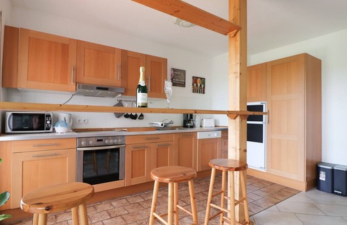 Welschneudorf Apartment | Large, bright apartment right next to the forest with a beautiful view