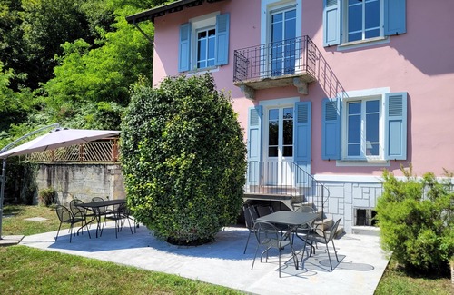 Trarego Viggiona House | Large, detached house with lake view