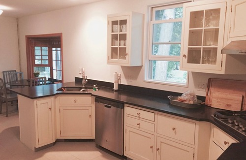 North Adams Apartment | Large duplex near MASSMoCA, MCLA (21)