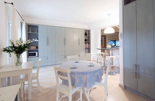 Gouvia Villa | Large Elegant Villa, Stunning Sea Front Position with Direct Access to Gouvia Beach, Pool & Gym!