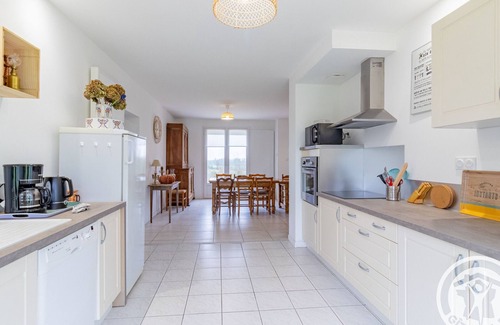 Les Cerqueux Cottage | Large family cottage near Puy du Fou, wifi, pets allowed, garden