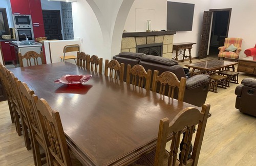 Rascafria Ski Chalet | Large family country house in Rascafría,1 h from Madrid, 12 to 24 people