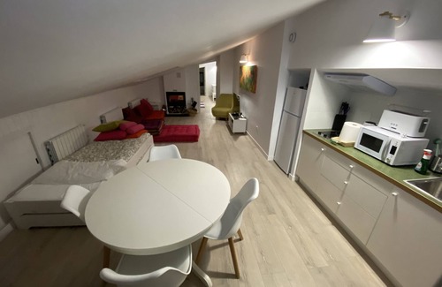 Rascafria Ski Chalet | Large family country house in Rascafría,1 h from Madrid, 12 to 24 people