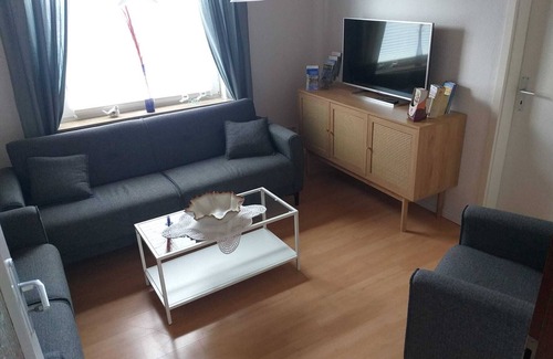 Loxstedt Apartment | Large family-friendly apartment * near Bremerhaven