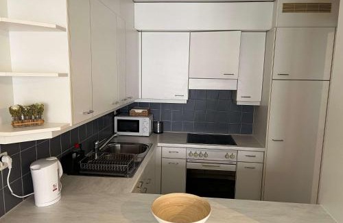Langstrasse Apartment | Large Flat, Downtown Center next to Zurich HB Main Station Muller - Self Checkin