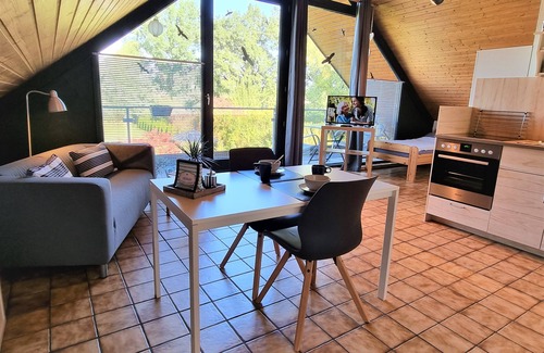 Seevetal House | Large holiday home with winter garden in a quiet location! Near Hamburg