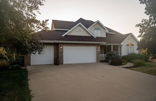 Newton House | Large home with foosball & pool tables, theatre room, XL kitchen (pet friendly!)