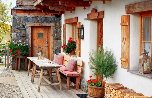 Hundsdorfl Ski Chalet | Large hut/chalet for families & groups in Almdorf Flachau